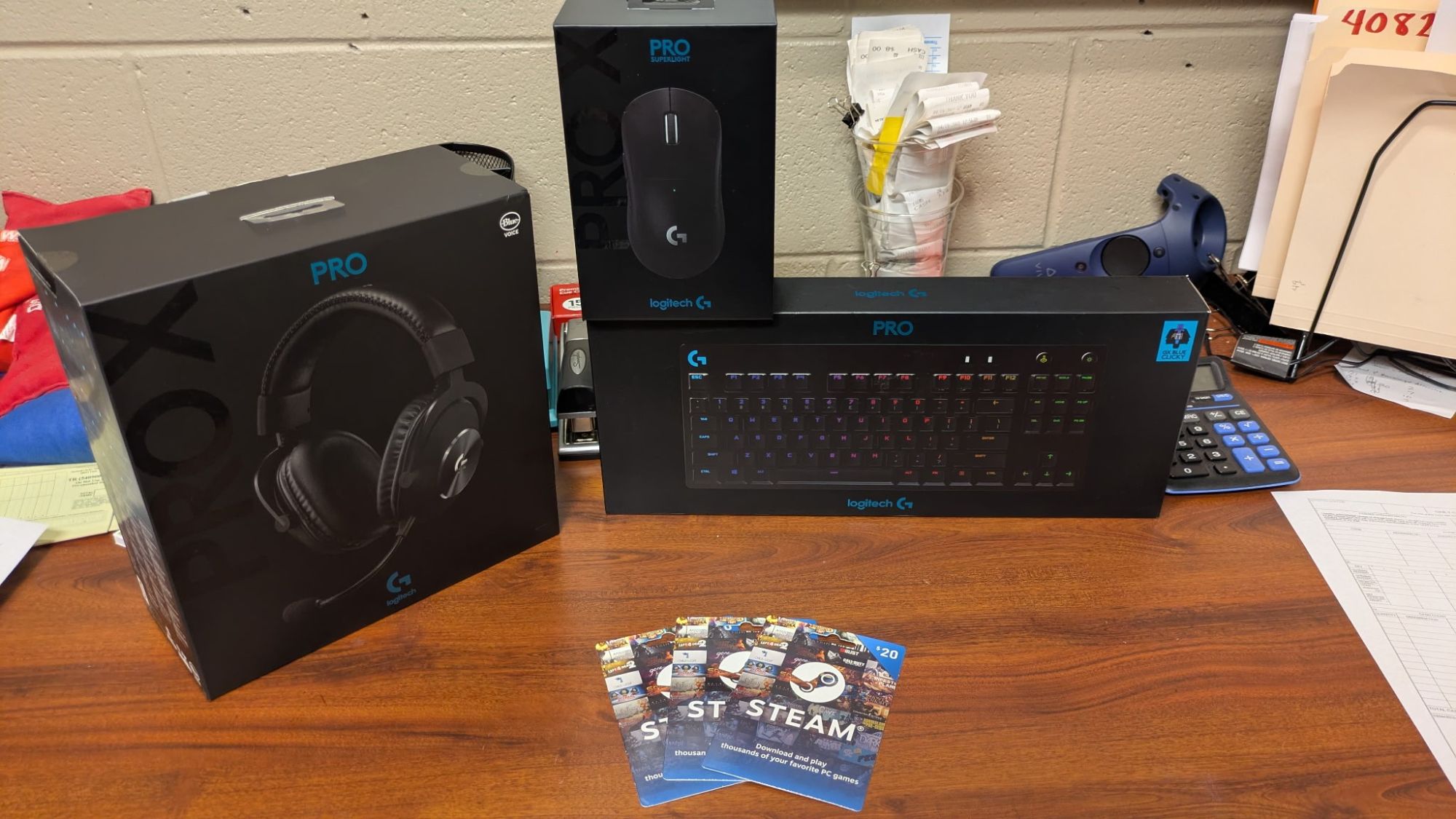 FC-WarriorCon25-Esports-Tournament Prizes.jpg